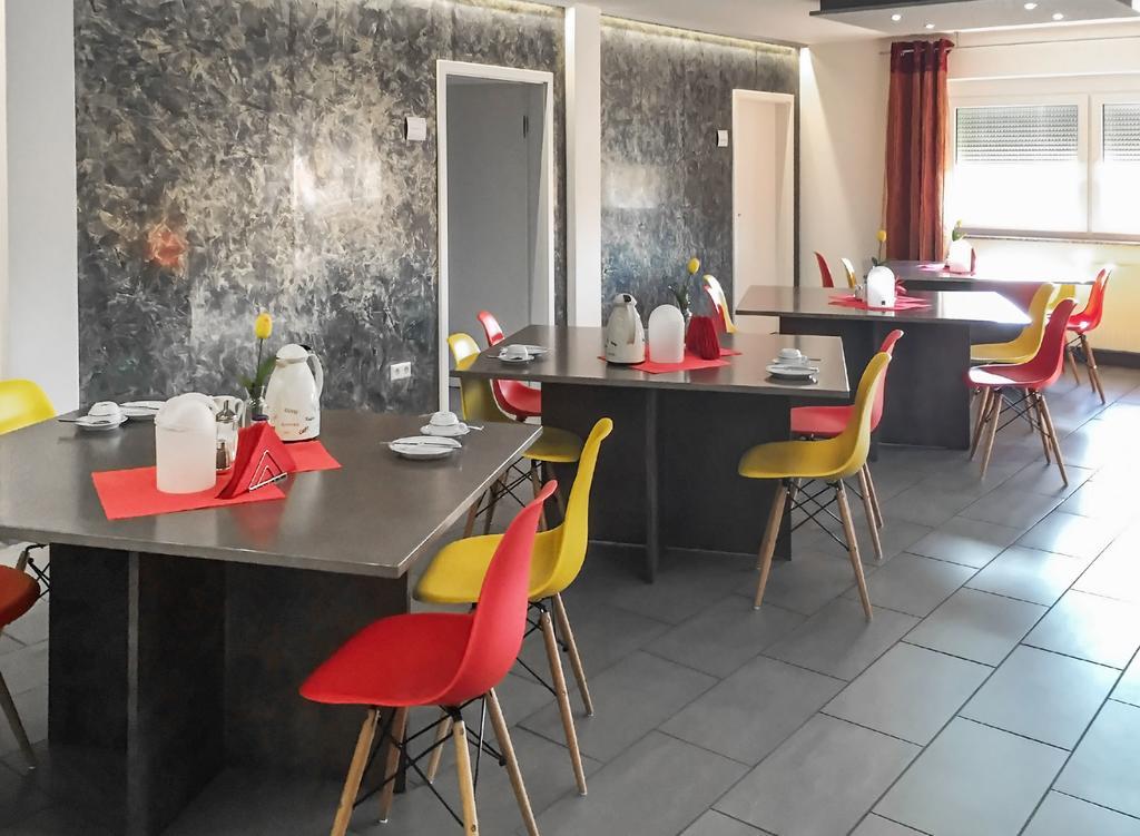Inwest Hotel Garni Crailsheim Eksteriør bilde