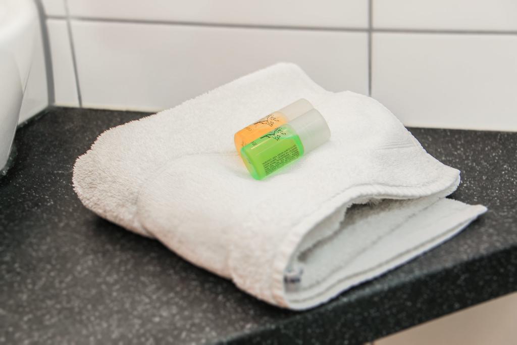 Inwest Hotel Garni Crailsheim Rom bilde